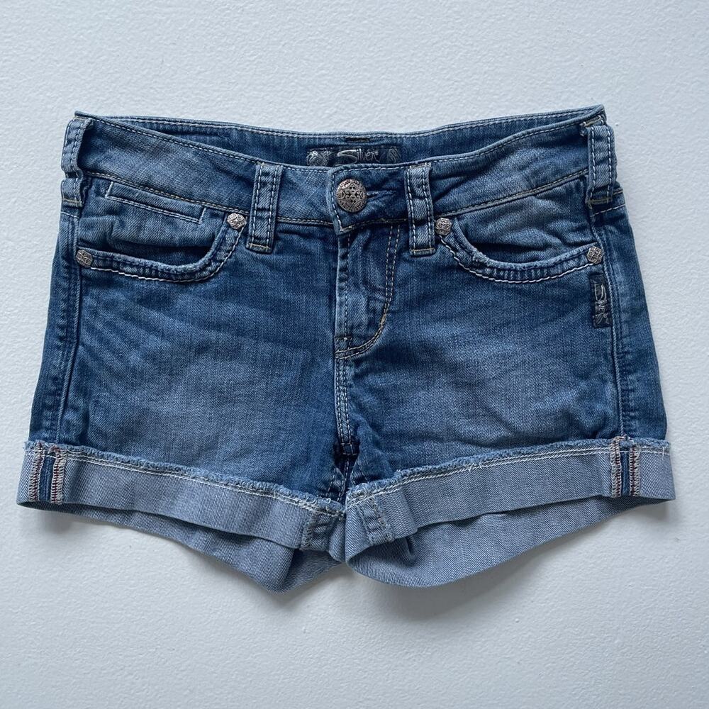 Vtg Y2K Blue Denim Low Rise Toni 3 1/2 Booty Shorts / SILVER JEANS / 24w